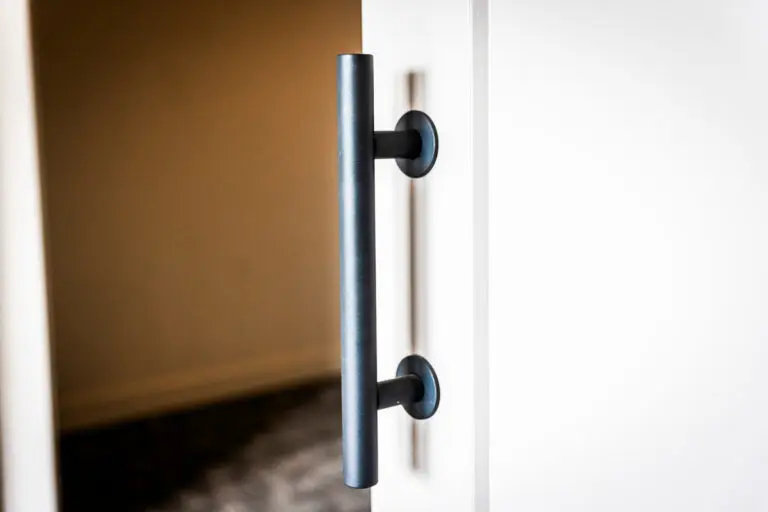 Bedroom sliding door hande